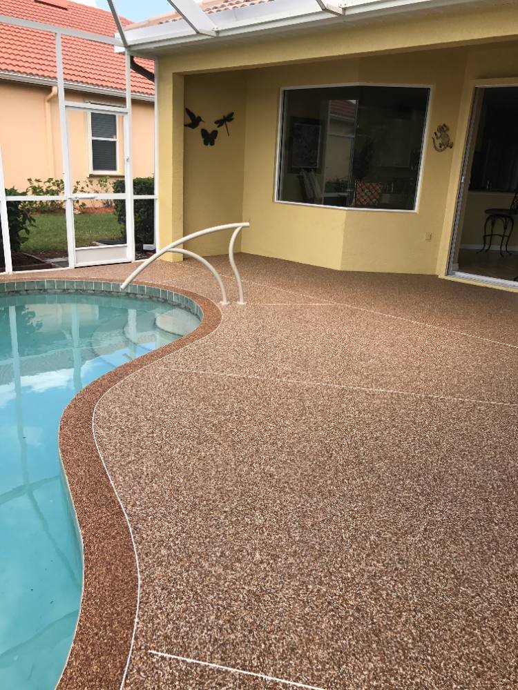 Pool deck in river rock