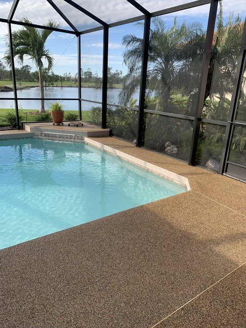 Pool deck in river rock