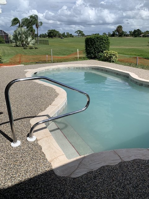 Pool deck in river rock