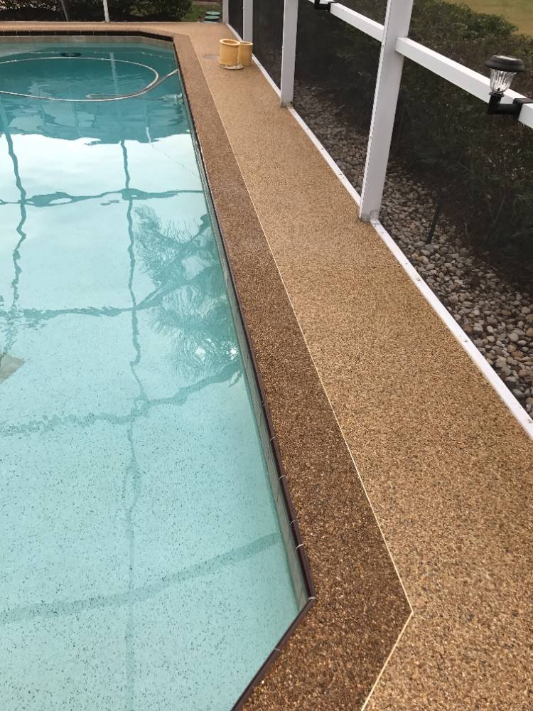 Pool deck in river rock