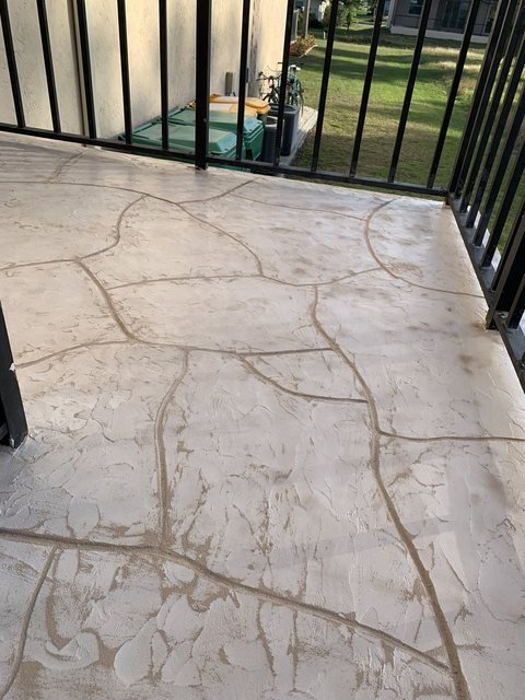 Front porch in decorative concrete