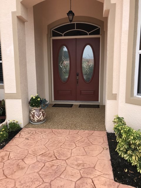 Porch in river rock