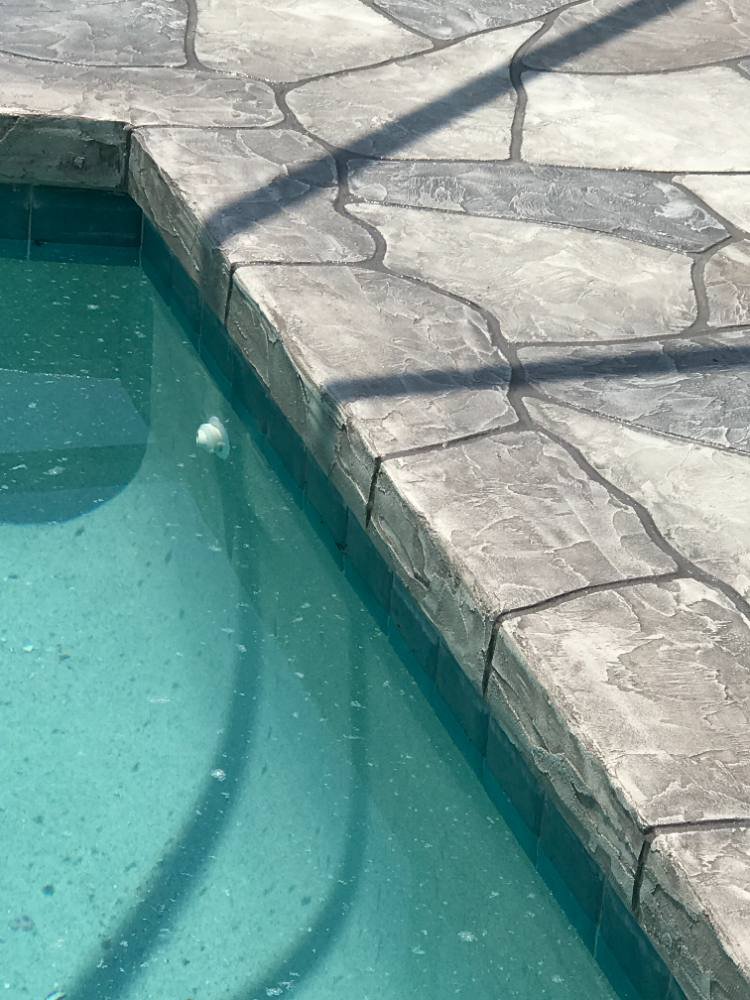 Pool deck in Uro Stone