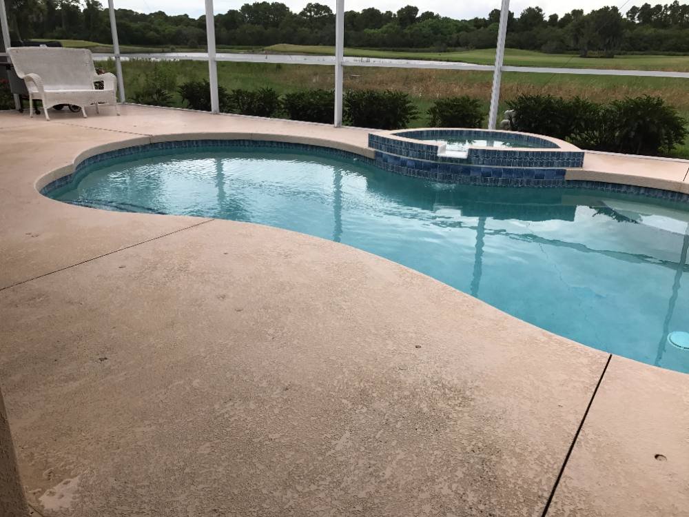 Pool deck in river rock