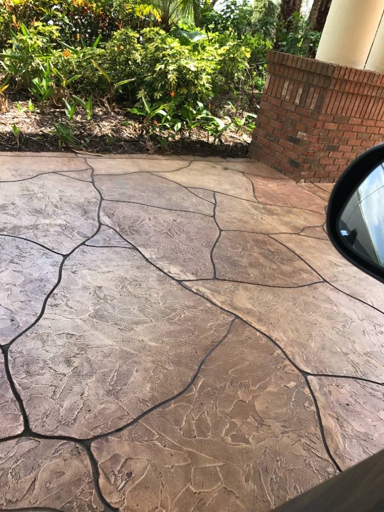 Driveway in Uro Stone