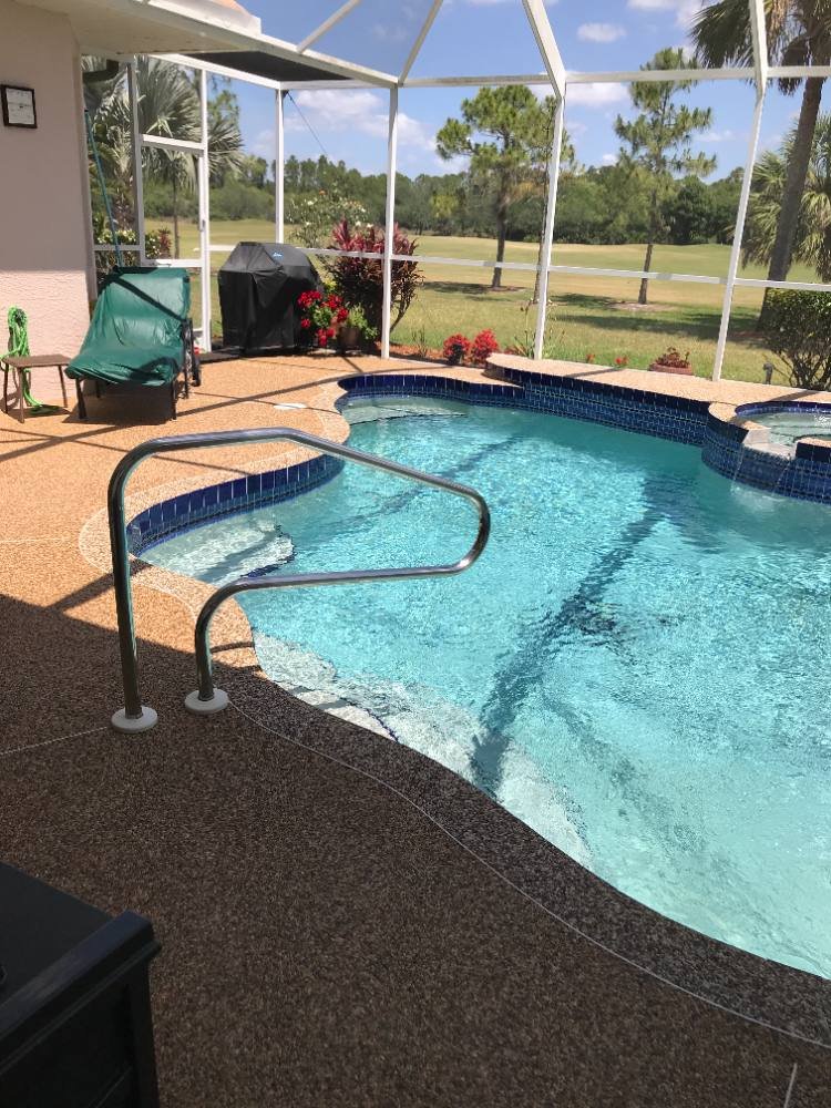 Pool deck in river rock