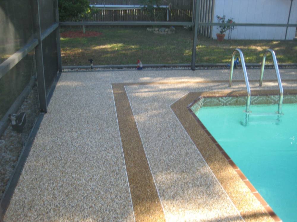 Pool deck in river rock