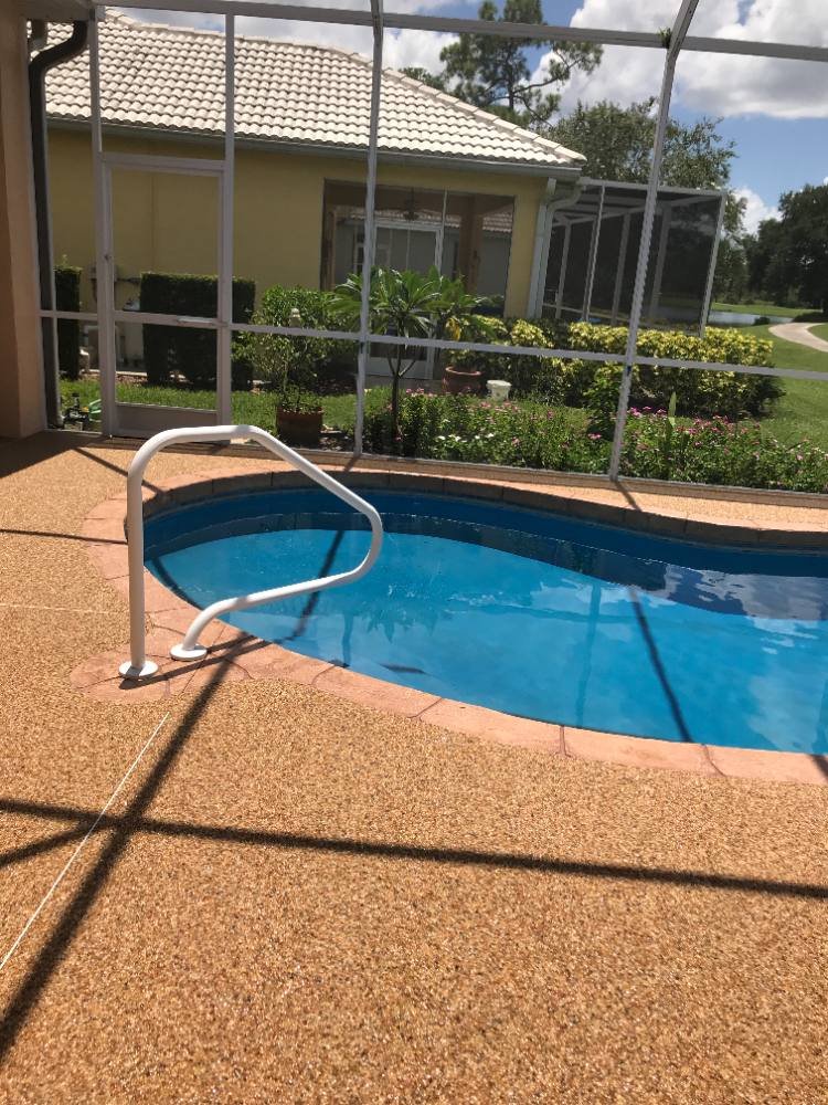 Pool deck in river rock